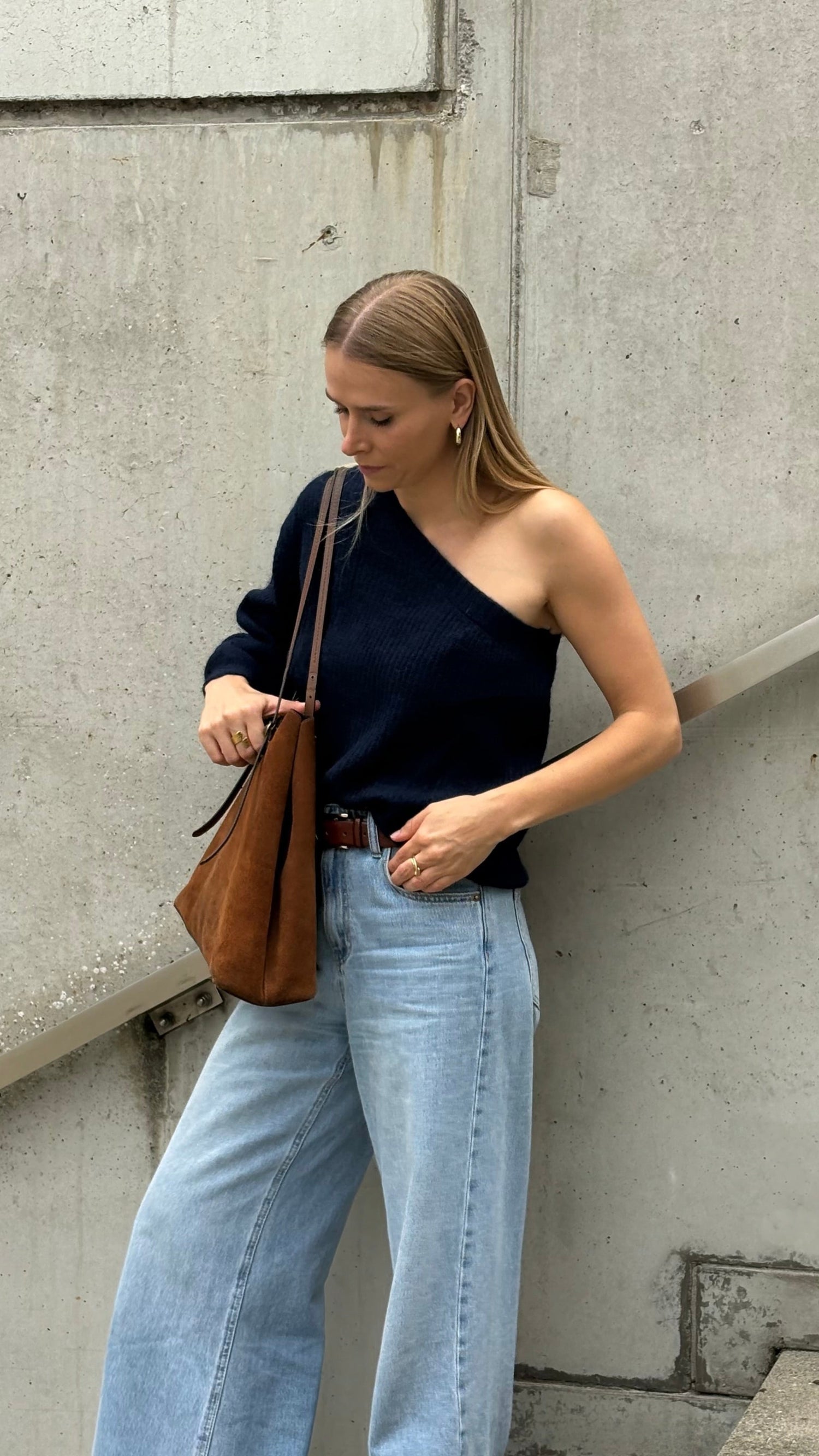 Pull à une épaule