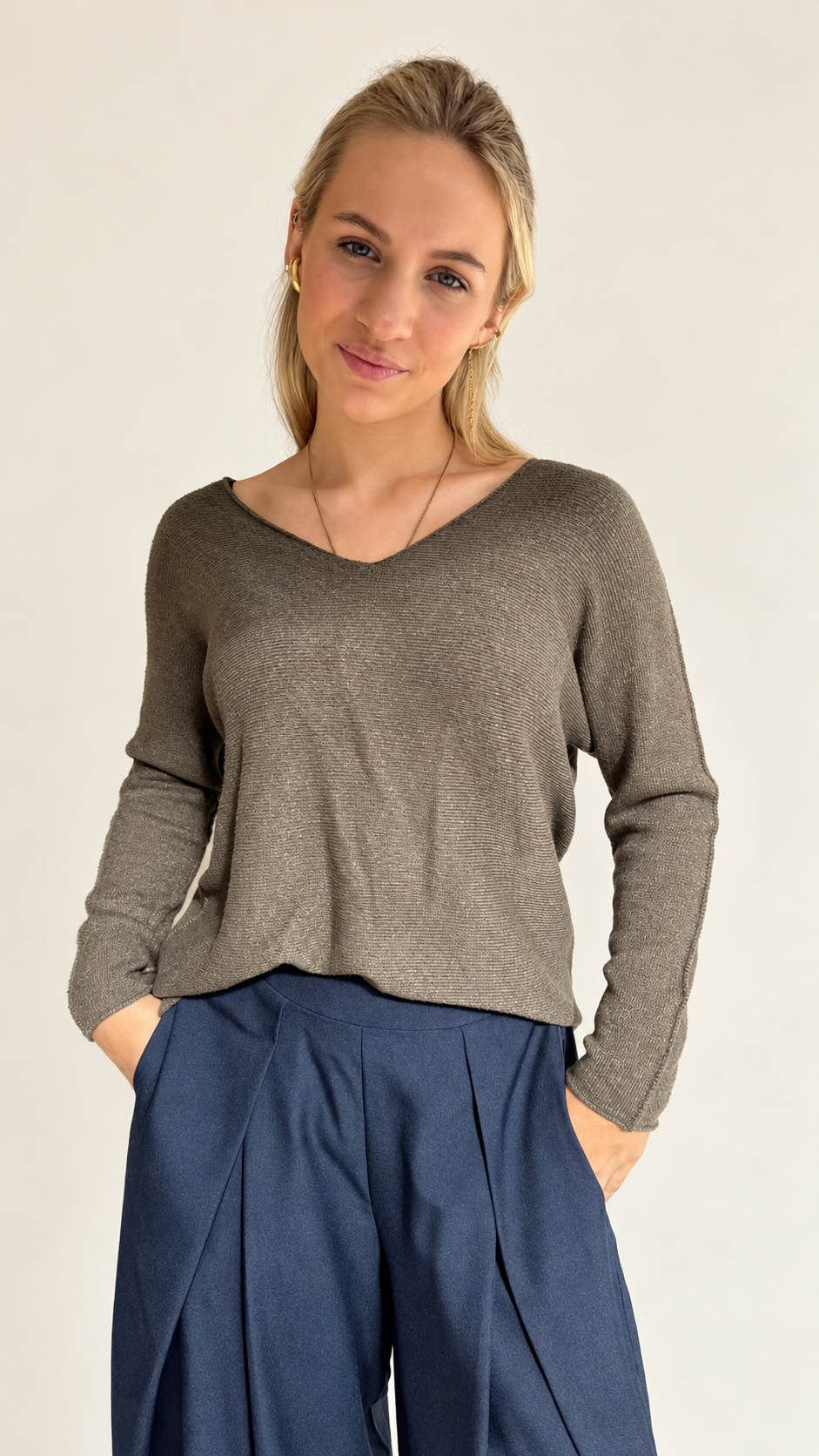 V long sleeve