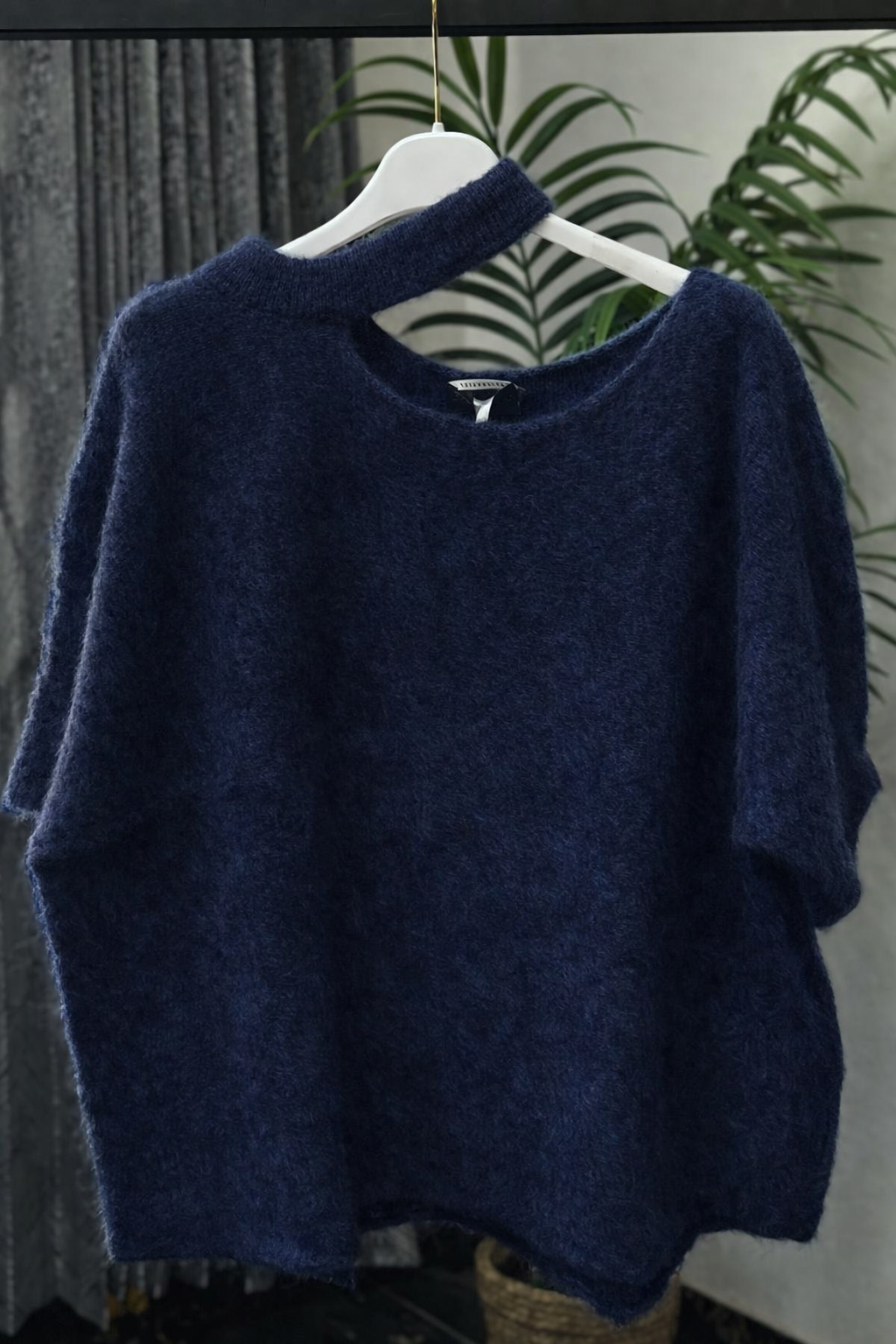 Noemi Sweater – Short Sleeve