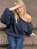 Julie épaules dénudées