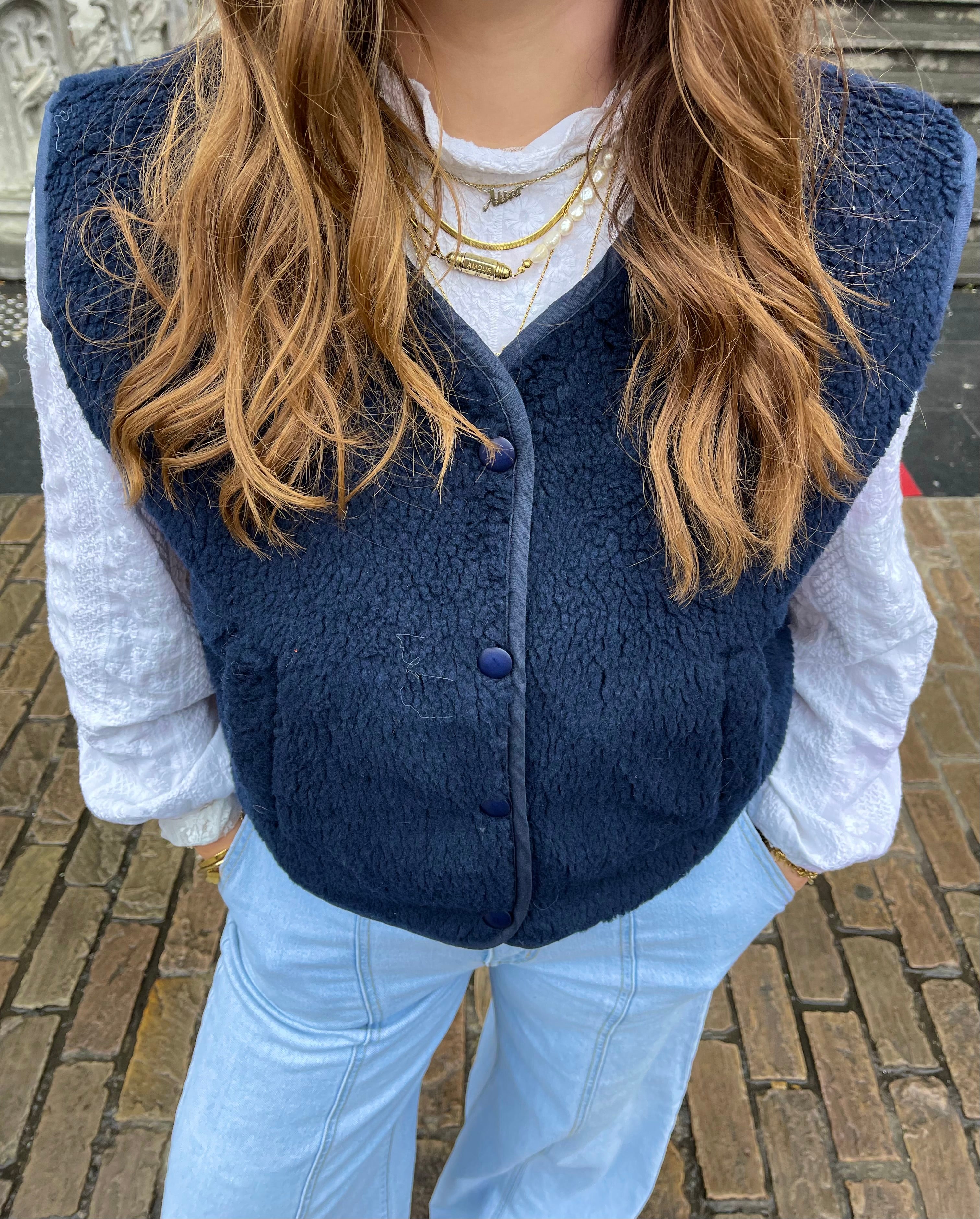 Elise Vest