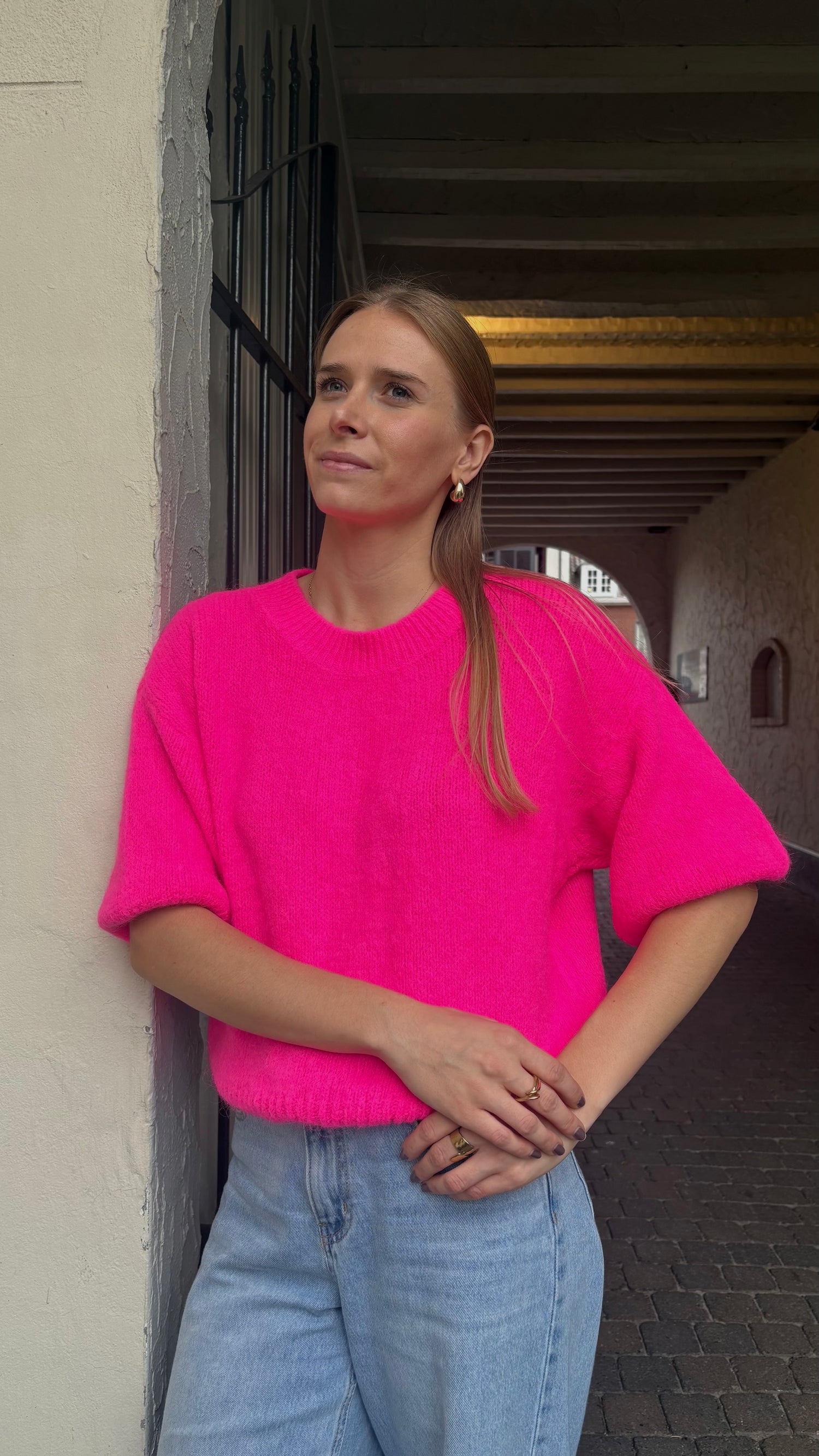 Sunny sweater