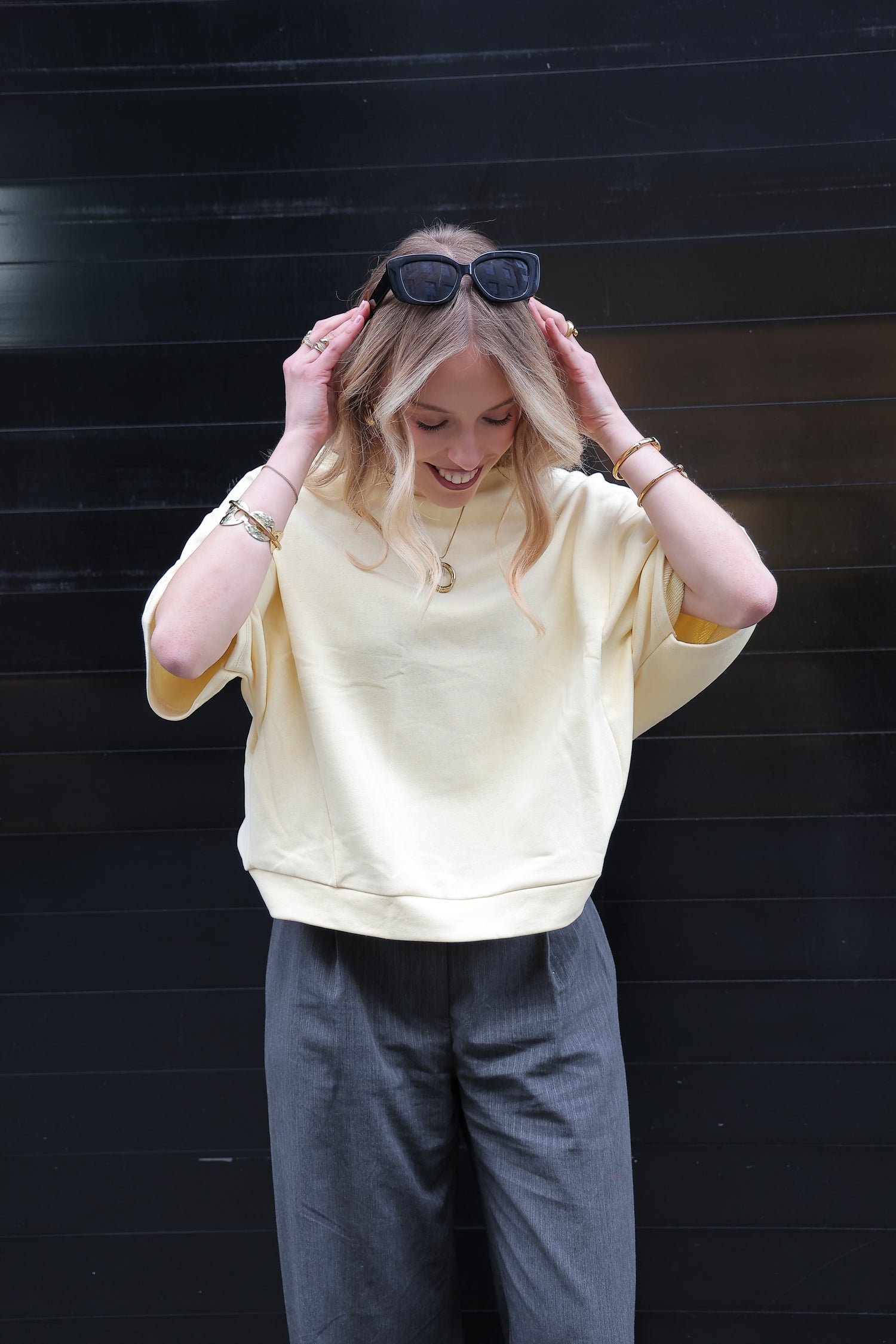 Daisy Top – Off Shoulder