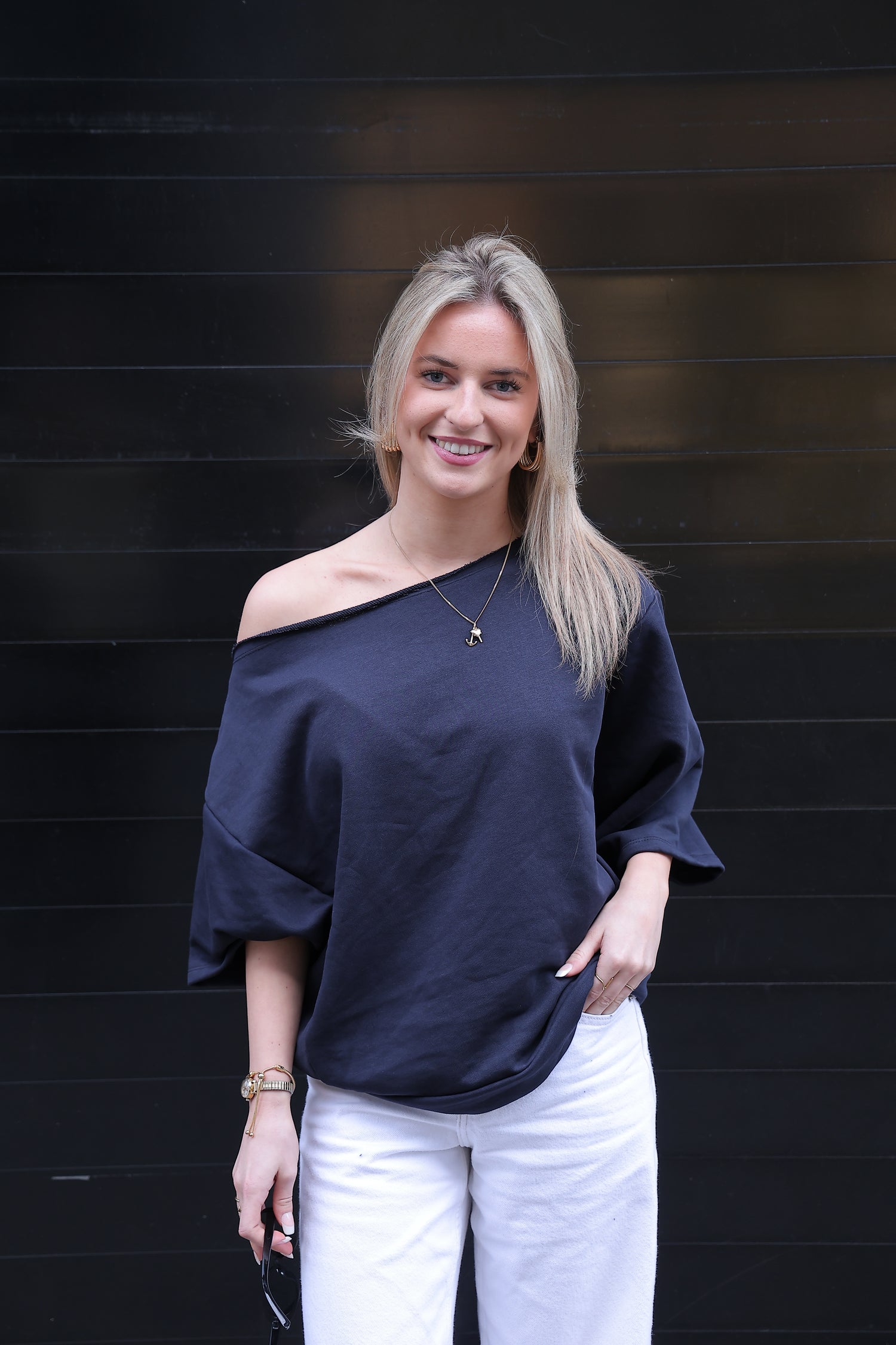 Daisy Top – Off Shoulder