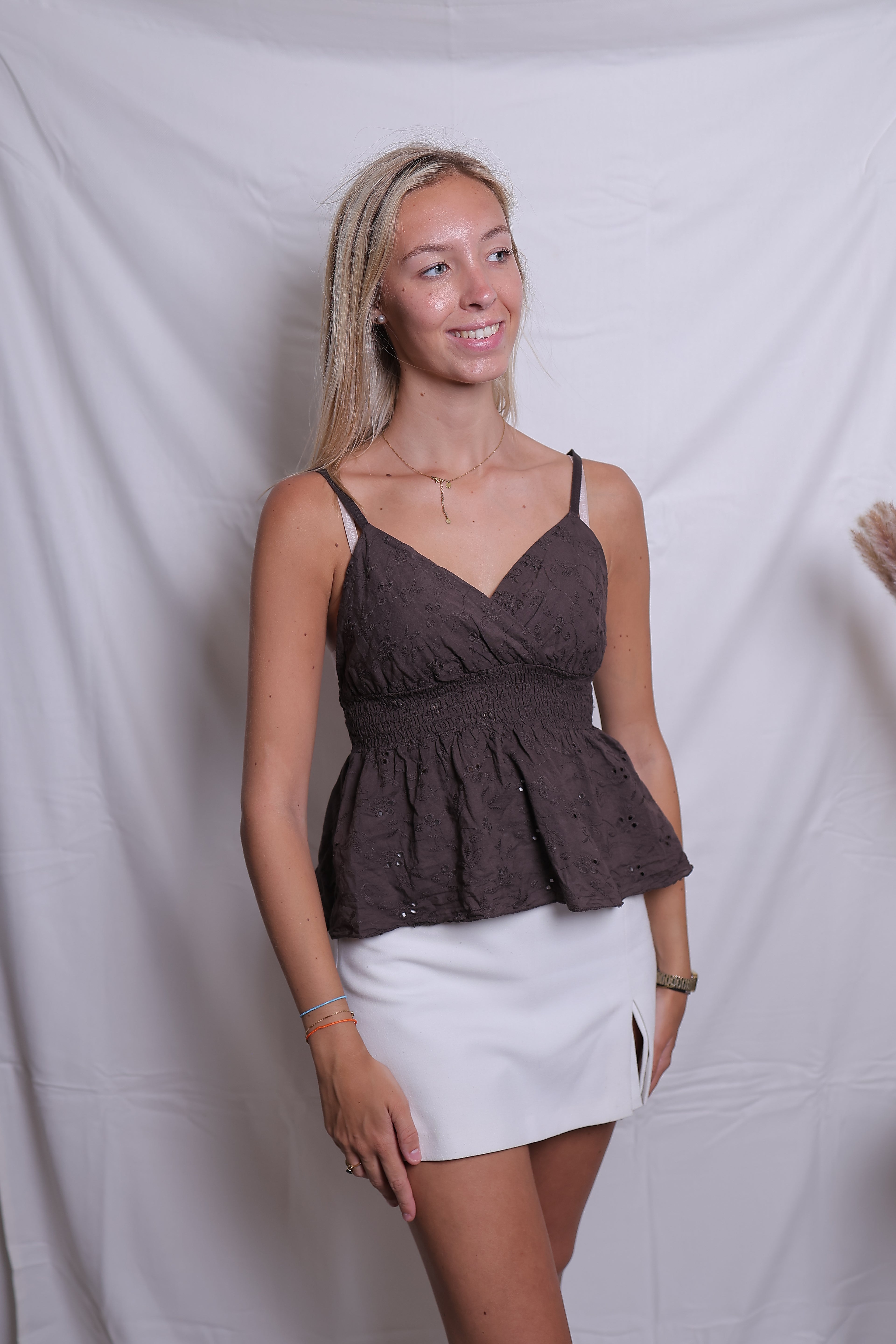 Amira Top
