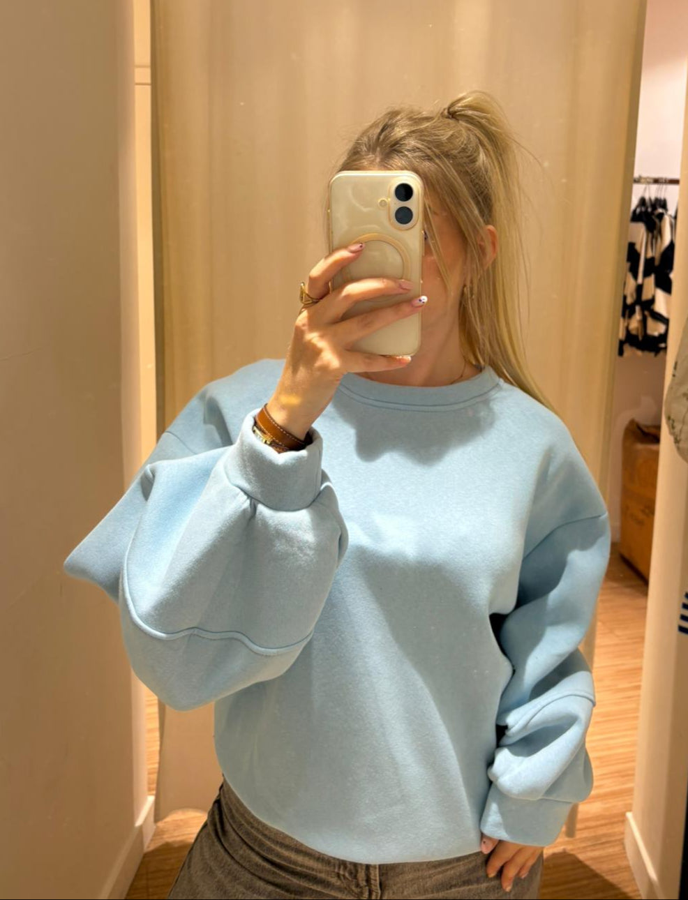 Julie Sweater