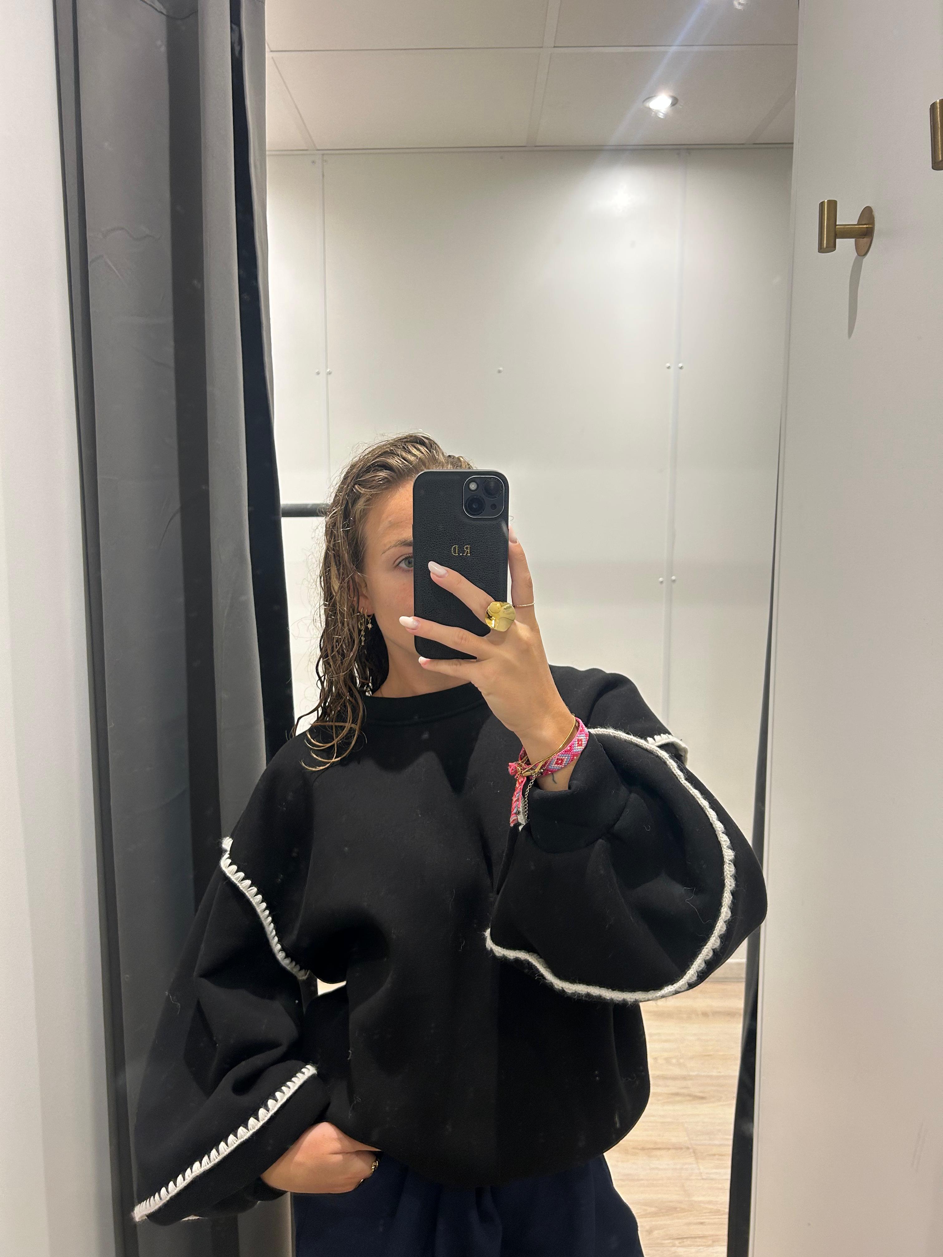 Julie borduur sweater