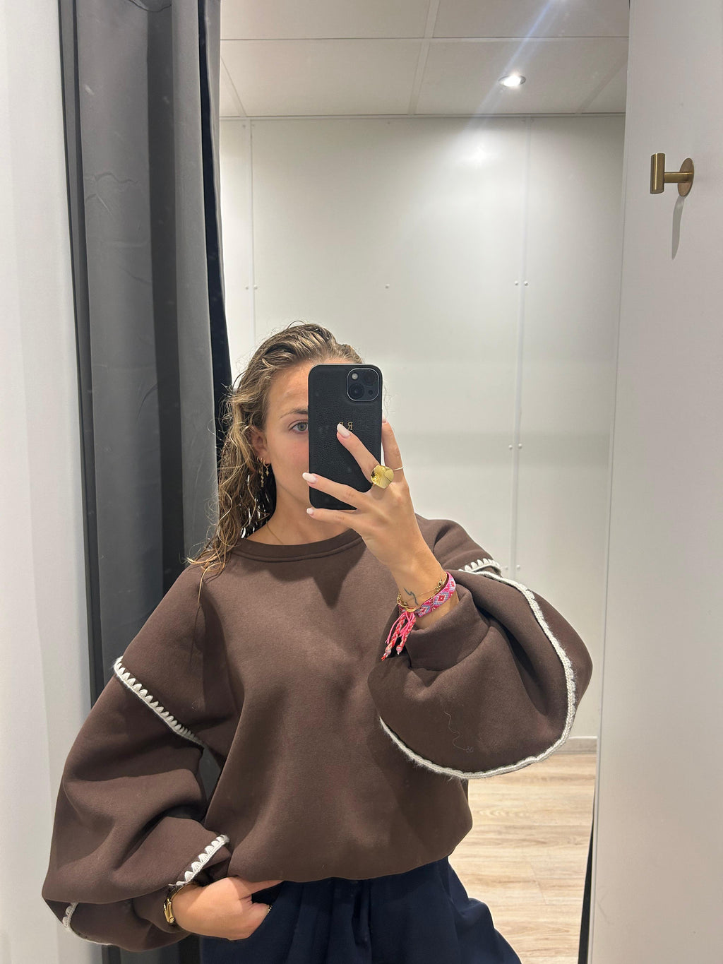 Pull brodé Julie